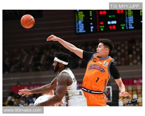 2015年11月15日CBA精彩对决北京队迎战上海队全场回顾与精彩瞬间分析