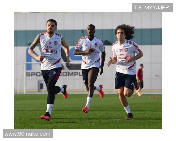 印度超泰坦与东北联的激烈对决引发球迷热议与期待 印度超泰坦与东北联的激烈对决引发球迷热议与期待