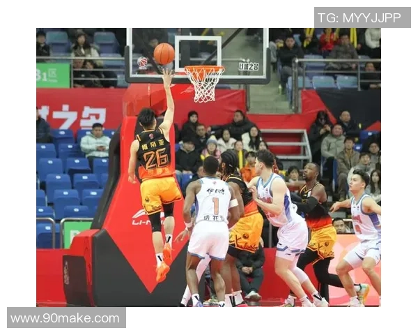 江苏肯帝亚迎战新疆篮球队全力争胜展现实力与团队合作精神