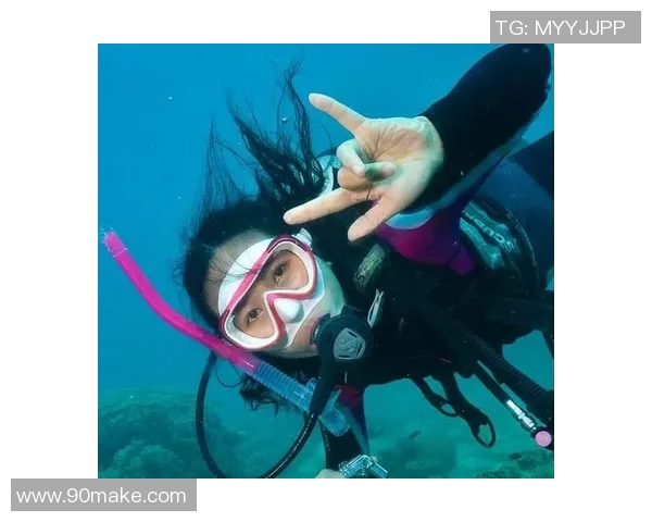 滑板与梦想交织的旅程：周芳的深度对话与人生探索MBA