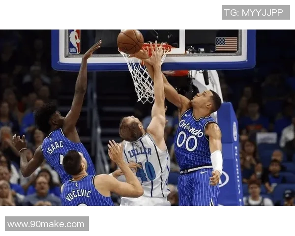 黄蜂与魔术激战正酣球迷期待精彩对决与精彩瞬间 黄蜂与魔术激战正酣球迷期待精彩对决与精彩瞬间