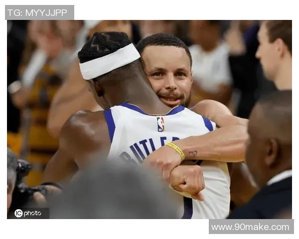 勇士与灰熊激战正酣精彩直播31为你呈现篮球盛宴 勇士与灰熊激战正酣精彩直播31为你呈现篮球盛宴