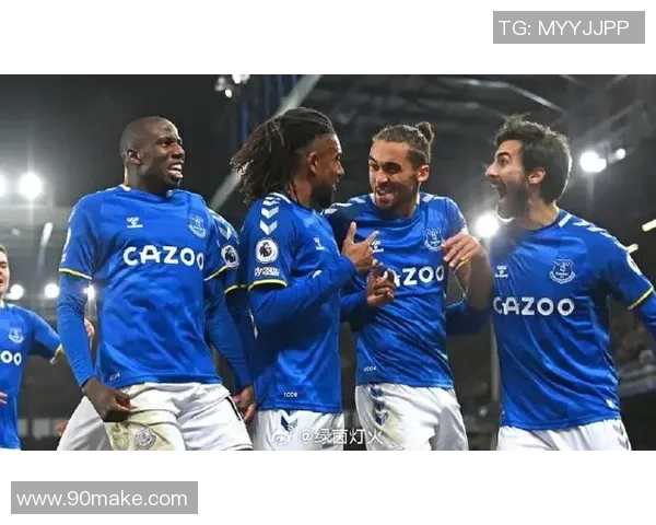 埃弗顿主场迎战伯恩利争夺英超宝贵积分的激烈对决 埃弗顿主场迎战伯恩利争夺英超宝贵积分的激烈对决