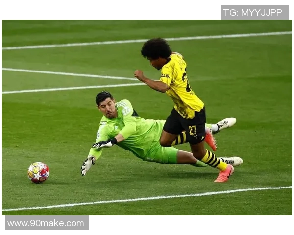 库尔图瓦:守护球门的铁血战士与足球世界的传奇故事