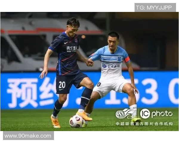 重庆篮球队心理素质强劲跻身全国前四名展现团队精神与竞技实力